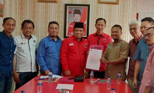 Usung Perubahan di Pilkada Cilegon 2020, Tokoh Pers Banten Ambil Formulir