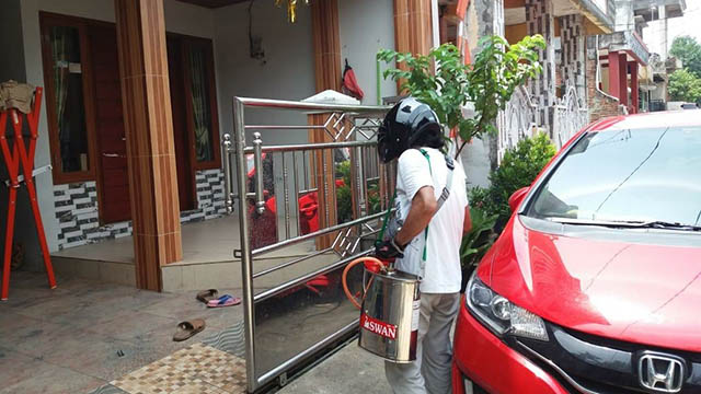Semprot Disinfektan