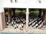 ASN Shalat Jumat di Pelataran Gedung Puspem Kota Tangerang