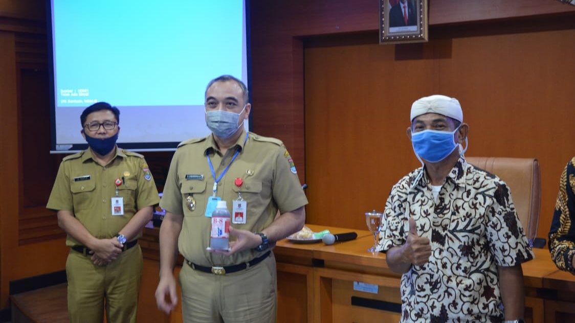 Gundukan Sampah TPA Jatiwaringin Bakal Rata dengan Tanah