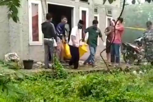 Satu Keluarga Tewas Tergantung di Balaraja