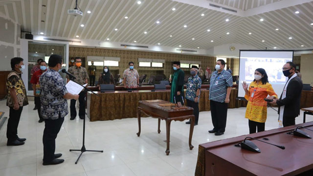Arief Lantik Puluhan Pejabat Pemkot Tangerang