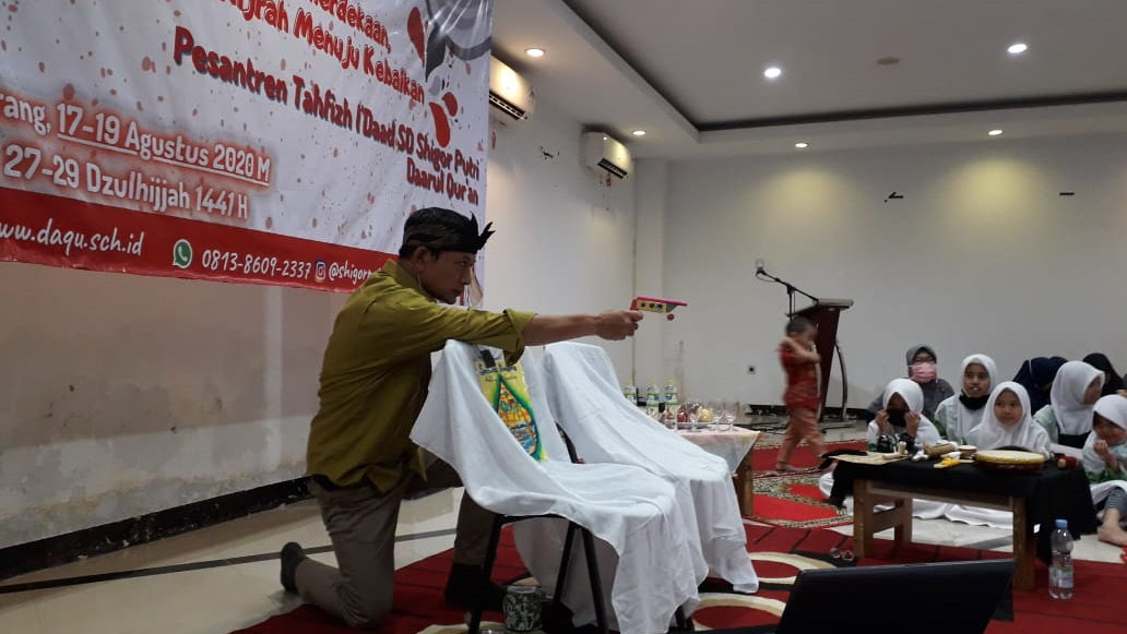 5 Bulan Tak Mendongeng Akibat Covid-19, Kang Budi Euy Tampil di Pesantren Daarul Quran