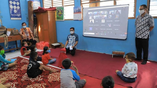 DPAD Kota Tangerang mendongeng secara daring.