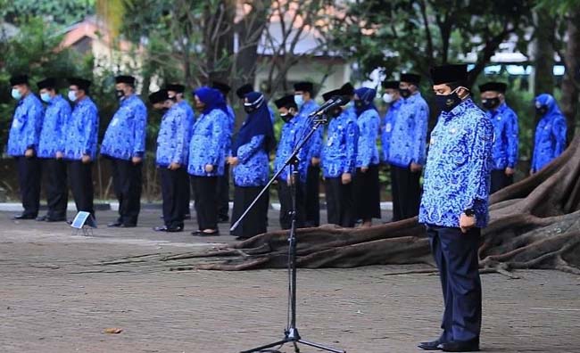 Upacara HUT KORPRI, Wali Kota Berharap ASN dan Masyarakat Bekerja Sama Serta Bersinergi Lawan Pandemi COVID-19