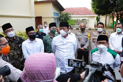 Gubernur Banten Wahidin Halim