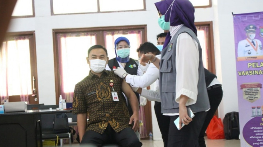 vaksinisasi tahap kedua