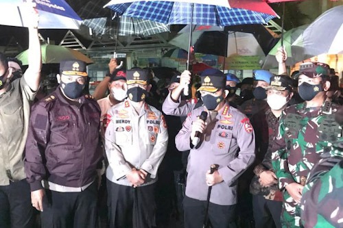bom bunuh diri