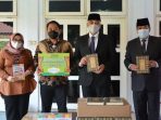 PT. Indah Kiat Pul and Paper Berikan 800 Al-Quran dan 800 Juz Ama Kepada Pemkab Tangerang