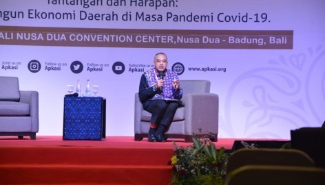 bupati zaki iskandar