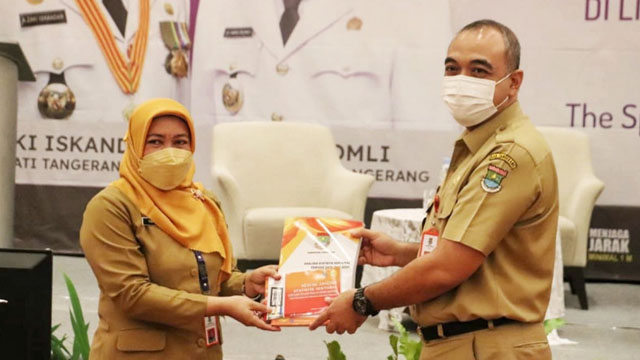 Bupati Tangerang, Ahmed Zaki Iskandar