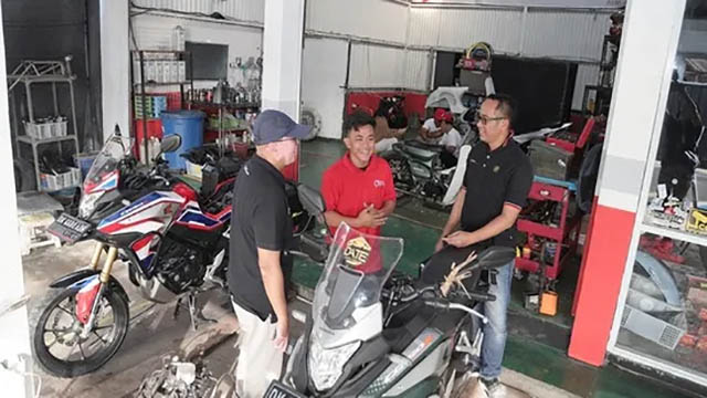 Bengkel Alumni SMK binaan Yayasan AHM