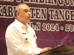 Bupati Tangerang Ahmed Zaki Iskandar