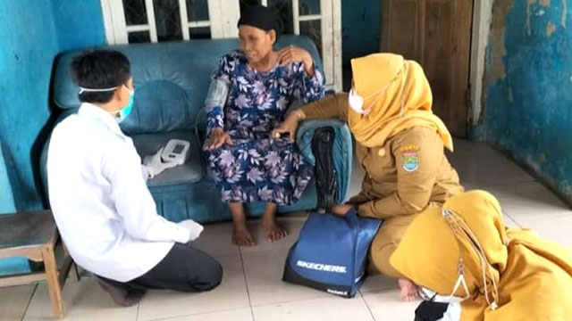 Petugas Puskesmas Pasar Kemis