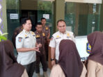 Pelajar Bolos Sekolah