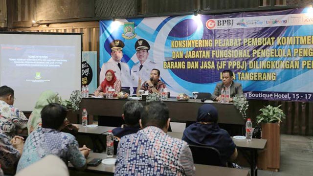 Wali Kota Tangerang, H. Arief R Wismansyah