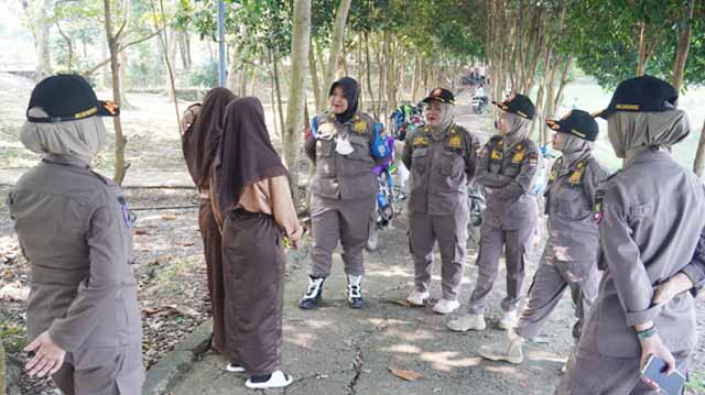 Tongkrongan Anak Sekolah
