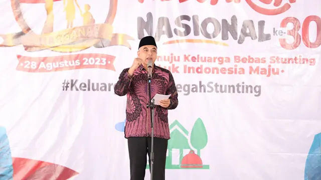 Bupati Tangerang, Ahmed Zaki Iskandar