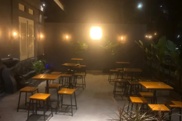 Brew Coffee House (2)