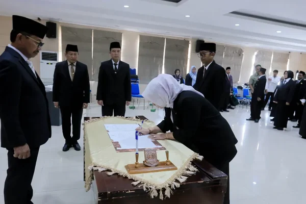 pejabat baru