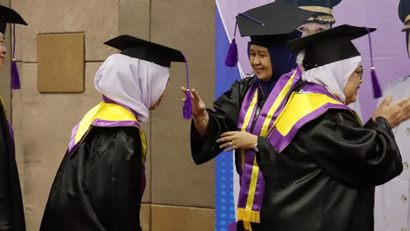 Wisuda Lansia