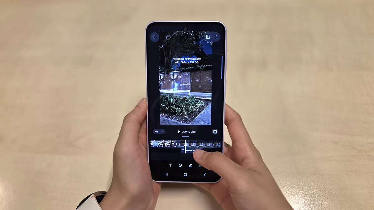 Layar Super AMOLED Galaxy A37 5G