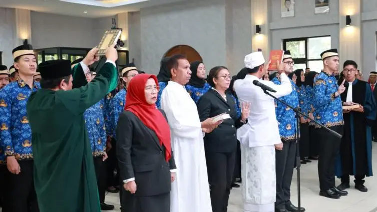 Bupati Tangerang Lantik 486 PNS Jabatan Fungsional