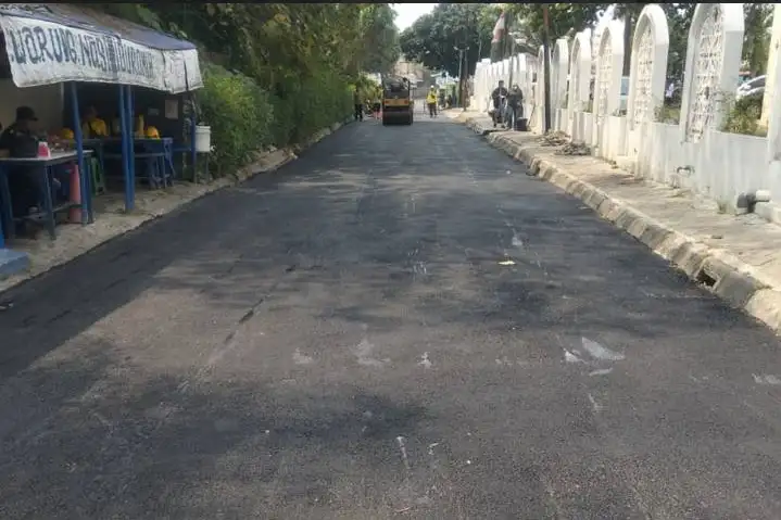 Pemkot Tangerang telah menuntaskan perbaikan Jalan ases RSUD Kota Tangerang