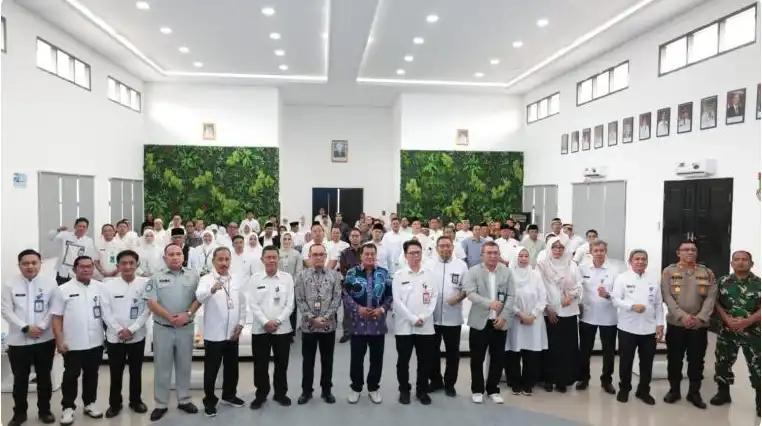 Bupati Tangerang Moch. Maesyal Rasyid memimpin High Level Meeting (HLM)