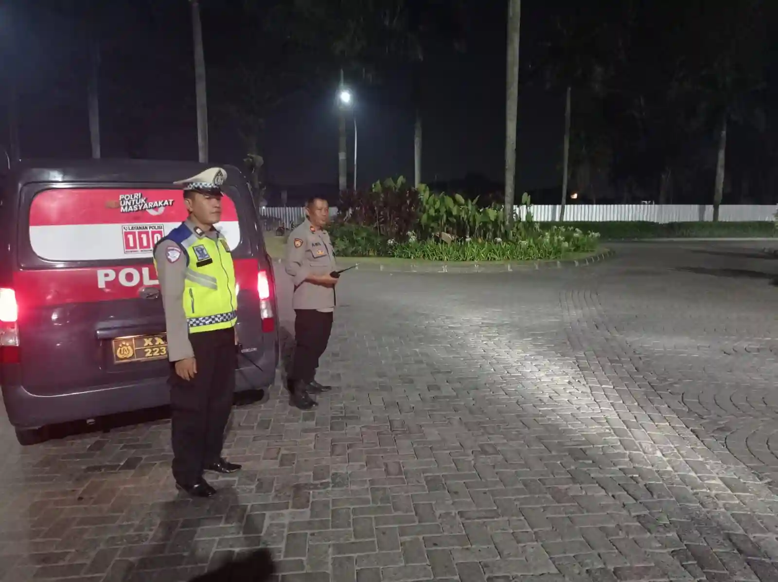 personel Polsek Cikupa patroli mobile di kawasan Perum Citra Raya