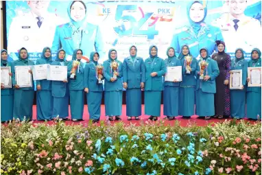 TP-PKK Kabupaten Tangerang meraih Juara Umum HKG PKK
