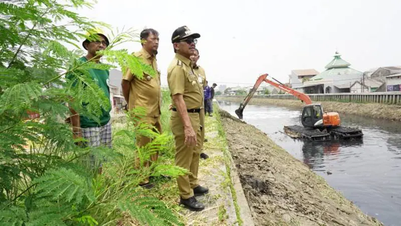 Wali Kota Tangerang, H. Sachrudin Tinjau Kali Ledug Kali Ledug