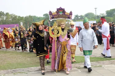 Parade Budaya HUT Kabupaten Tangerang ke 394