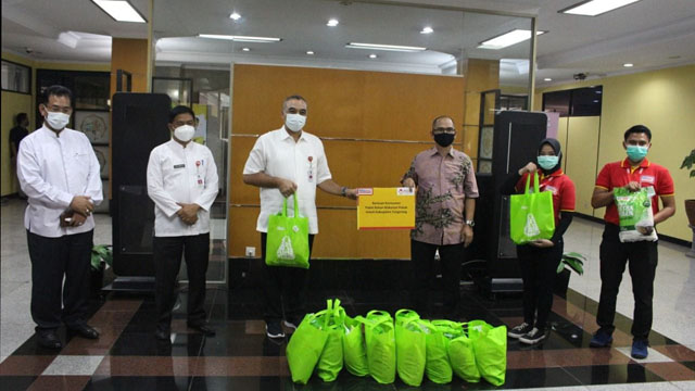 Pemkab Tangerang Terima Bantuan APD dan Alat Rapid Test dari Sinar Mas Land