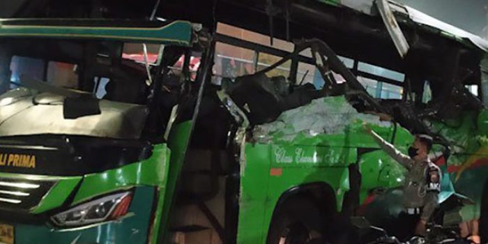 Bus PO Asli Prima Kecelakaan Di Tol Tangerang Merak Tewaskan Dua Penumpang