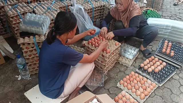 Gudang Penyimpanan Telur Athung Farm, Kecamatan Legok